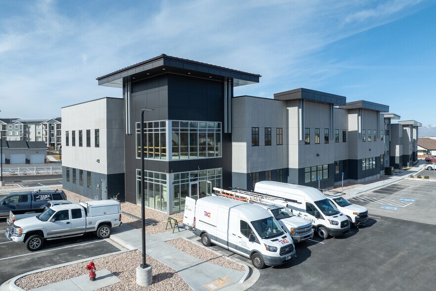 1642 E Spanish Fork Pky, Spanish Fork, UT à louer - Photo de la construction – Image 3 sur 6