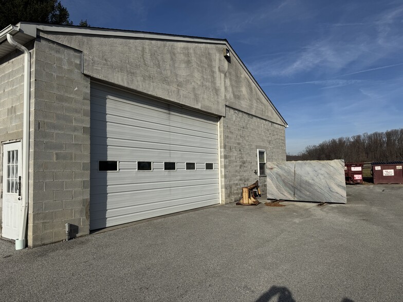 421 W Street Rd, Kennett Square, PA à vendre - Photo de l’immeuble – Image 3 sur 9