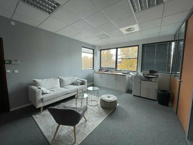 Plus de détails pour Bureau à vendre