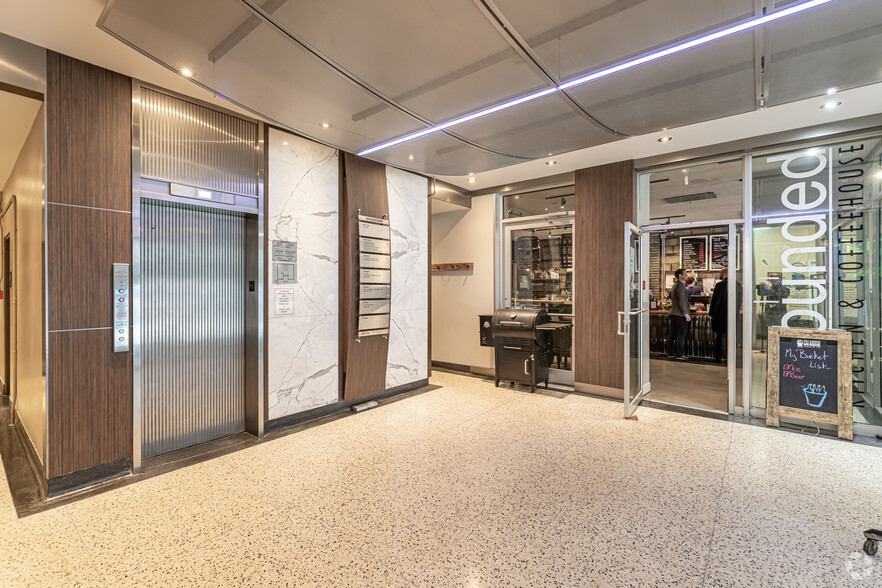 100 Gloucester St, Ottawa, ON à louer - Hall d’entrée – Image 3 sur 3