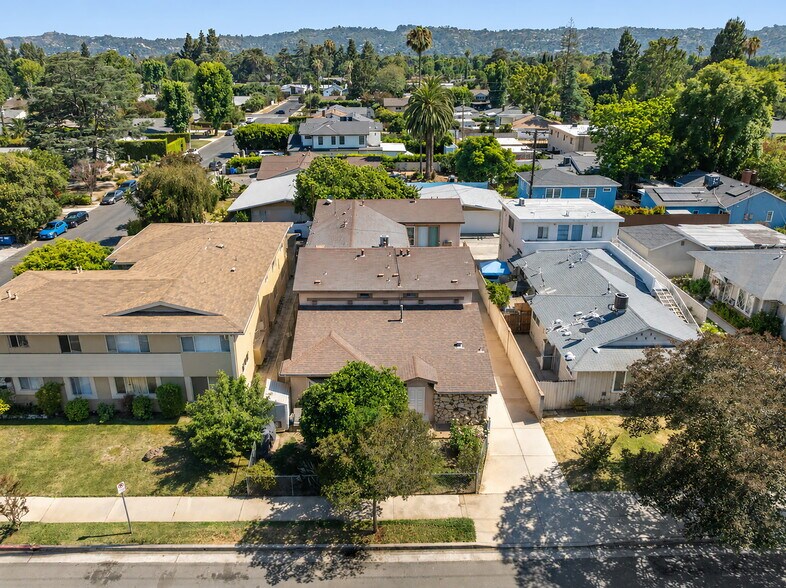 13444 Burbank Blvd, Sherman Oaks, CA à vendre - Photo de l’immeuble – Image 2 sur 10