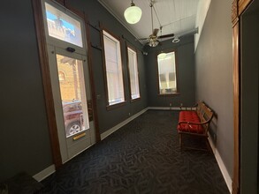 200 W Main St, Ardmore, OK à louer Photo intérieure– Image 2 sur 7