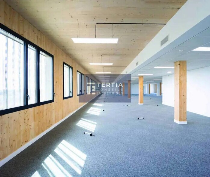 Bureau dans Villeneuve-lès-Maguelone à vendre - Photo de l’immeuble – Image 2 sur 8