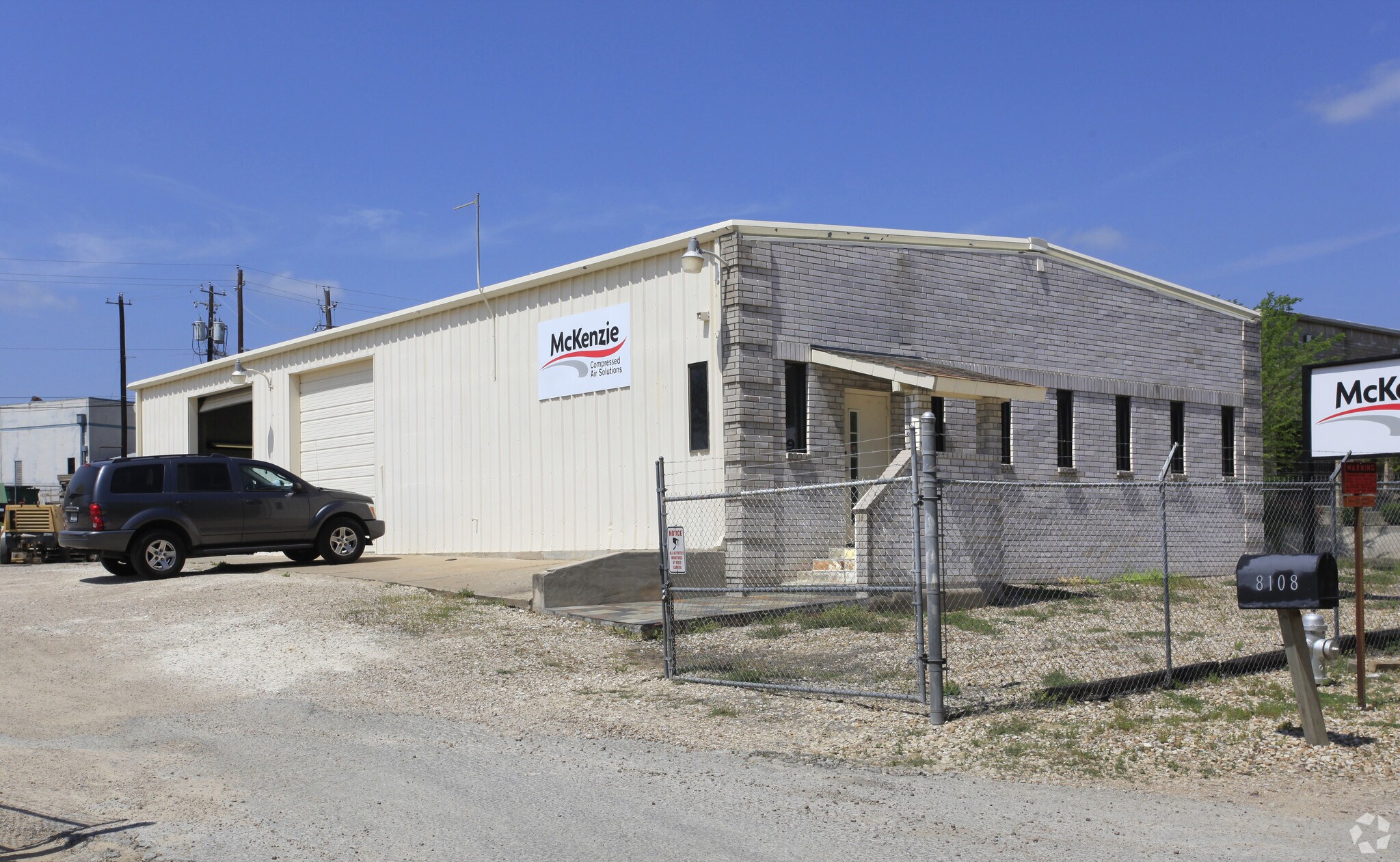 8108 Ferguson Cutoff Rd, Austin, TX à louer Photo principale– Image 1 sur 5