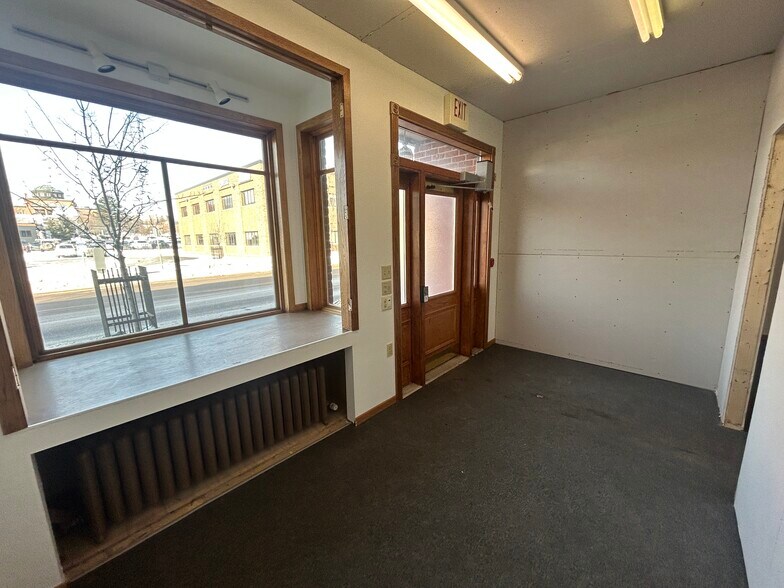 311 S Front St, Marquette, MI à louer - Photo de l’immeuble – Image 2 sur 16