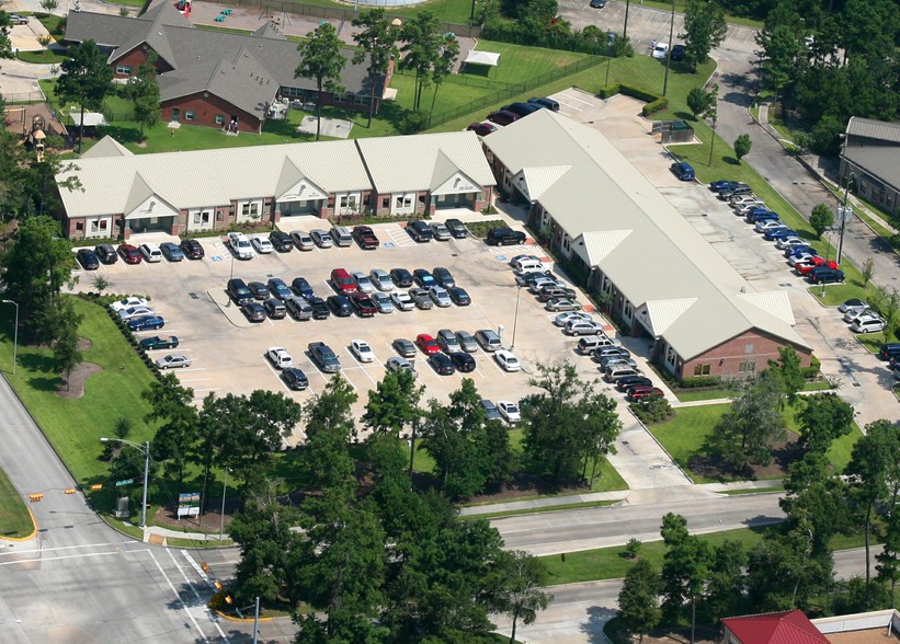 20031-20035 W Lake Houston Pky, Kingwood, TX à louer - Photo de l’immeuble – Image 2 sur 7