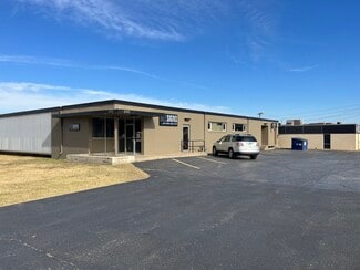 Plus de détails pour 414 SE Jefferson Ave, Topeka, KS - Local d'activités à louer