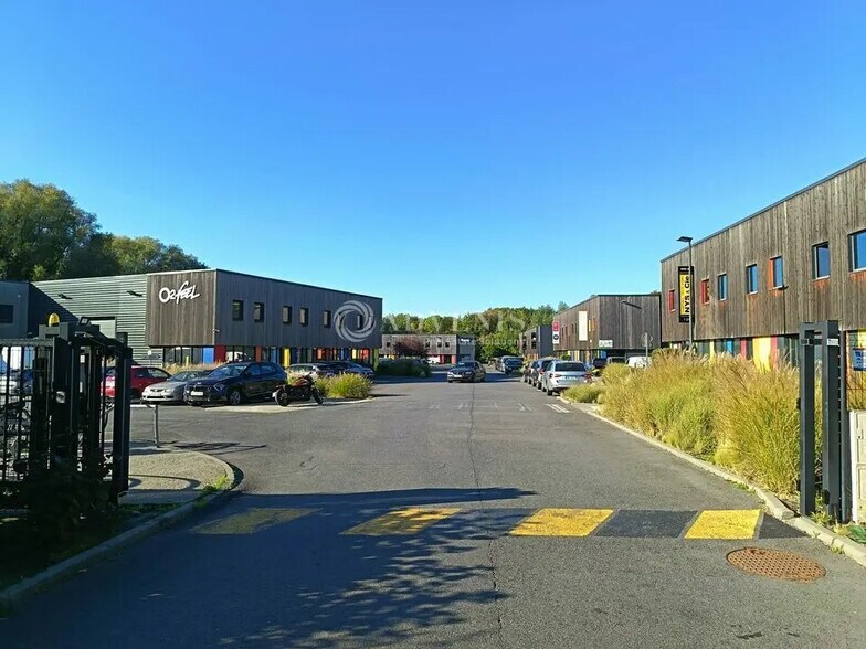 Local d'activités dans Wambrechies à vendre - Photo de l’immeuble – Image 3 sur 12