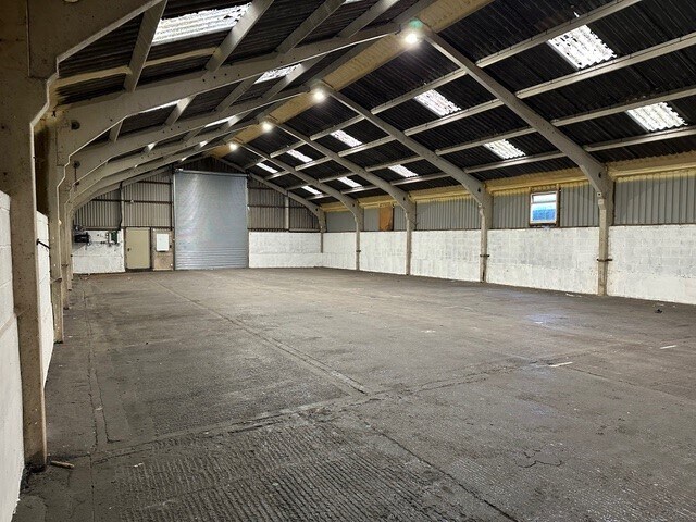 97 Hanney Rd, Abingdon à louer - Photo de l’immeuble – Image 2 sur 3