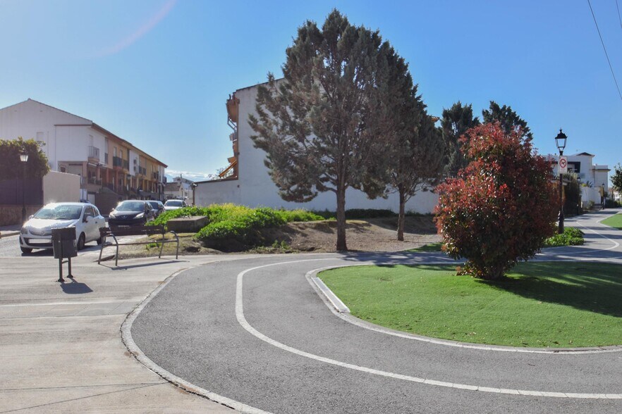 Terrain dans Cúllar Vega, Granada à vendre - Photo de l’immeuble – Image 3 sur 29