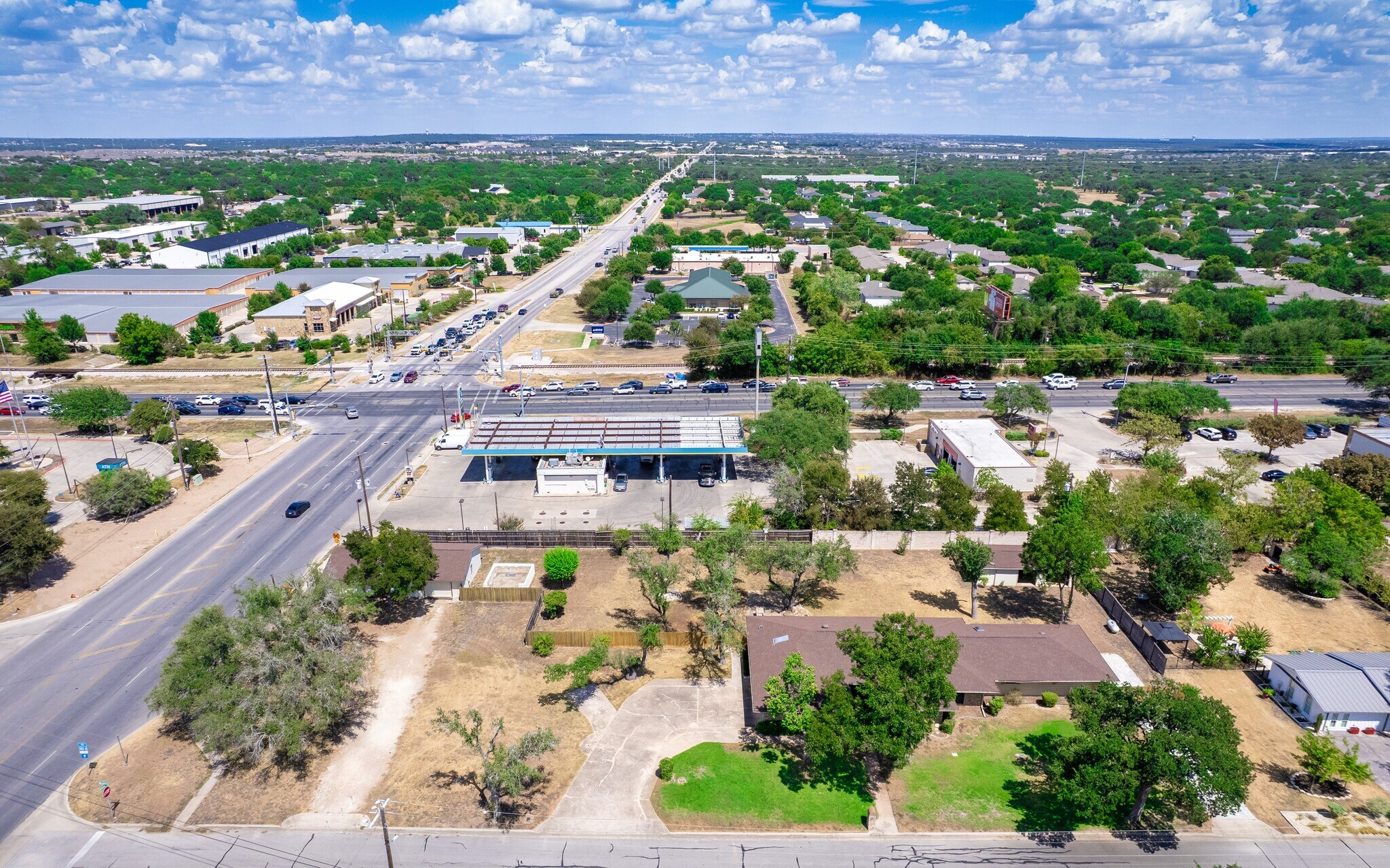 1702 Lone Oak Dr, Leander, TX à vendre Photo de l’immeuble– Image 1 sur 71