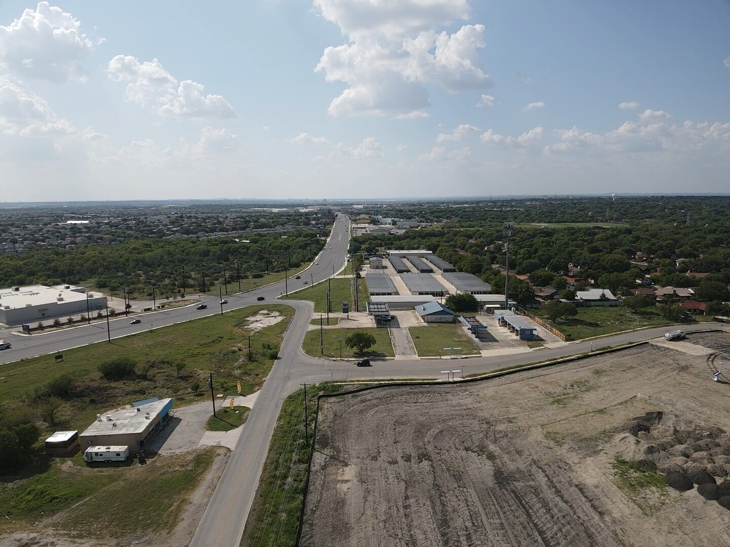 7411 Glen Mont Dr, San Antonio, TX à vendre Photo principale– Image 1 sur 18