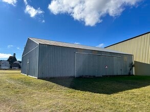 721 N 9th St, Gladstone, MI à louer Photo de l’immeuble– Image 2 sur 3