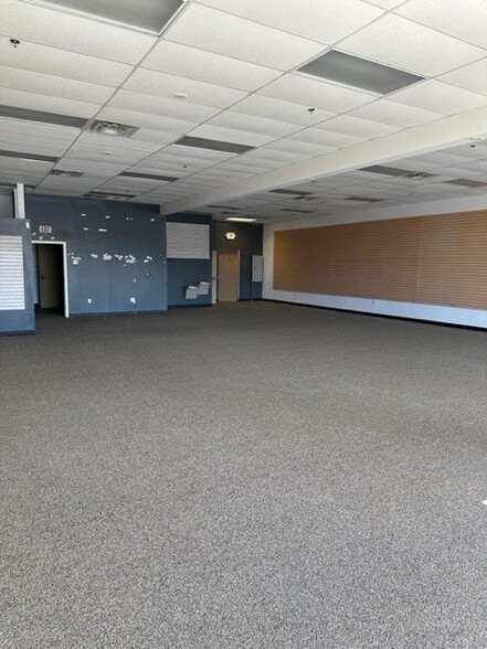 600 E Main St, Cartersville, GA à louer - Photo de l’immeuble – Image 3 sur 15