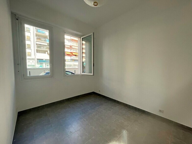 Bureau dans Nice à louer - Photo intérieure – Image 3 sur 7