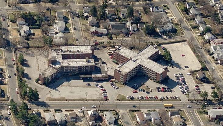 820 Front St, Hempstead, NY à louer - Aérien – Image 3 sur 4