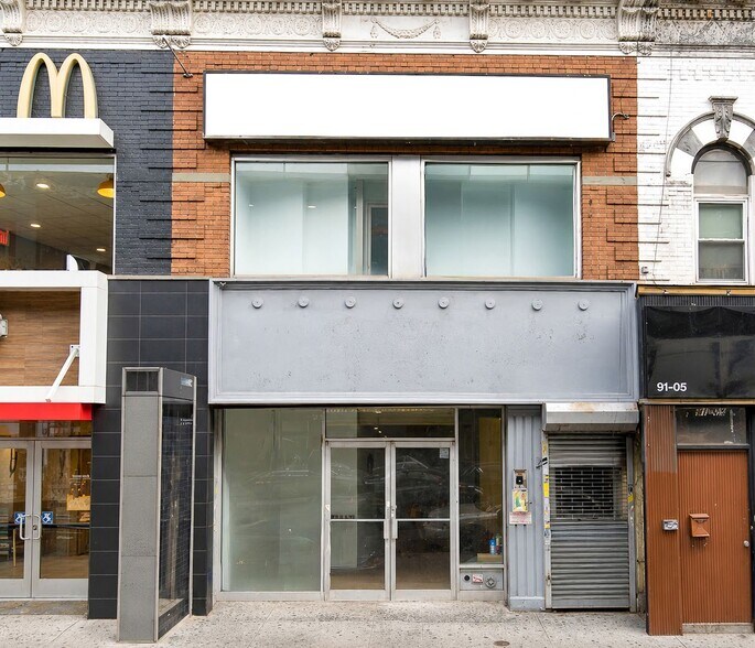 9103 Jamaica Ave, Woodhaven, NY à louer - Photo principale – Image 1 sur 1