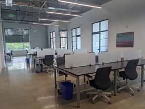 12358 Parklawn Dr, North Bethesda, MD à louer Photo intérieure– Image 2 sur 3