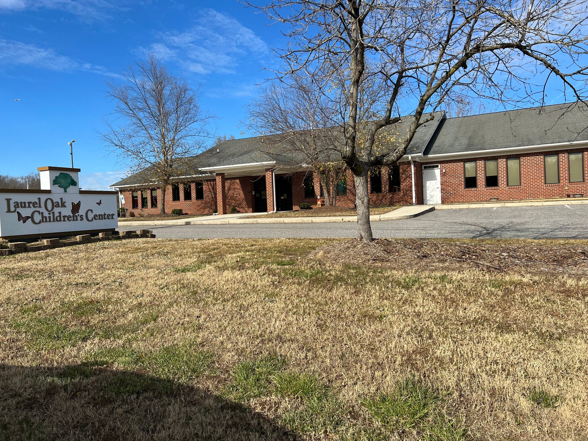 1004 Old Plank Rd, High Point, NC à louer Photo principale– Image 1 sur 29