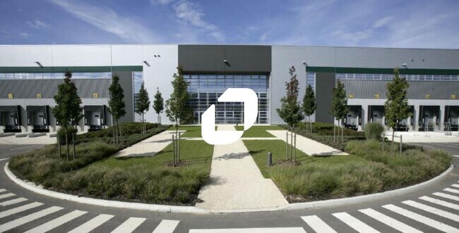 Plus de détails pour 2000 Ferme De Chanteloup, Moissy-Cramayel - Industriel/Logistique à louer