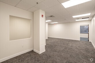 1020 Laurel Oak Rd, Voorhees, NJ à louer Photo intérieure– Image 2 sur 8