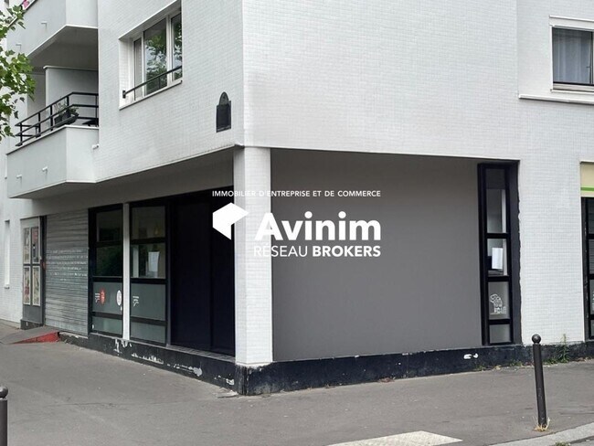 Plus de détails pour Local commercial à vendre