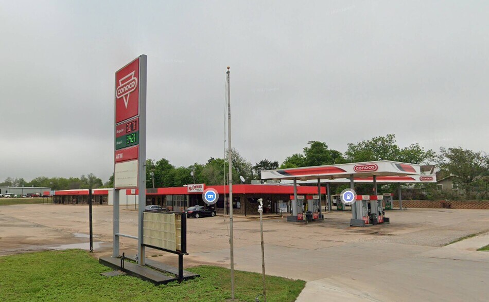601 Fir St, Perry, OK à vendre - Photo de l’immeuble – Image 3 sur 7