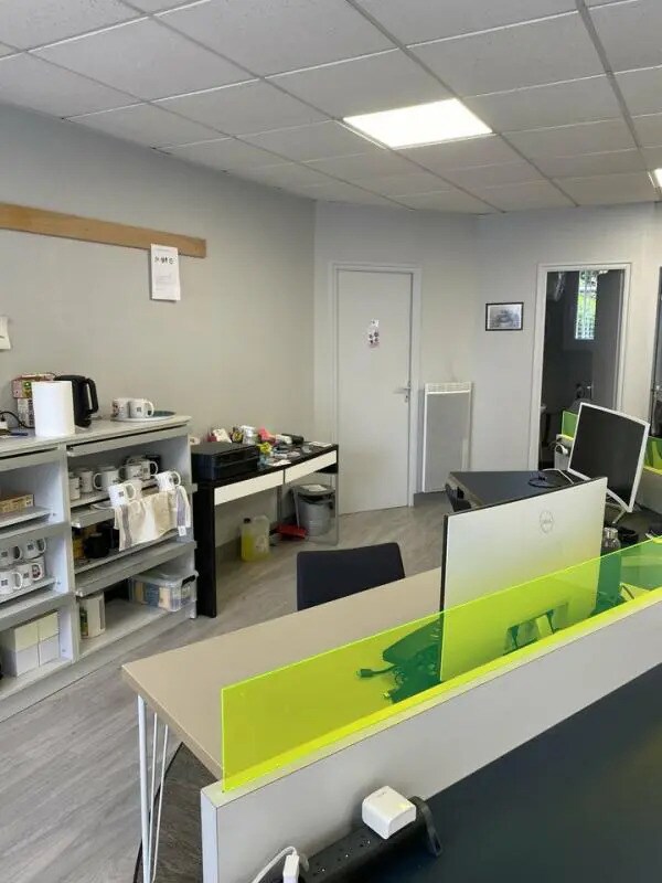 Local commercial dans Brest à louer Photo principale– Image 1 sur 13
