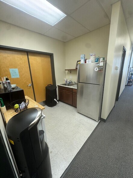 505 Milwaukee Way, Knoxville, TN à louer - Photo de l’immeuble – Image 3 sur 7