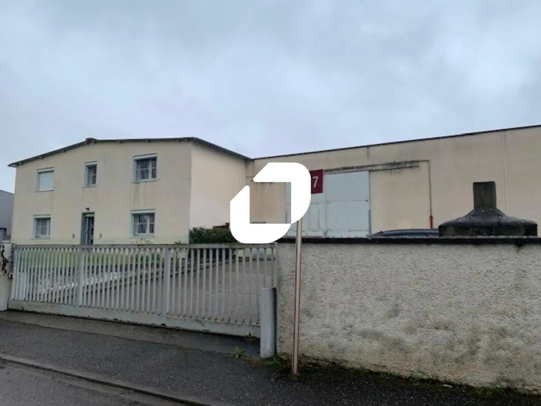 Bureau dans Saint-Laurent-de-Mure à louer Photo de l’immeuble– Image 1 sur 16