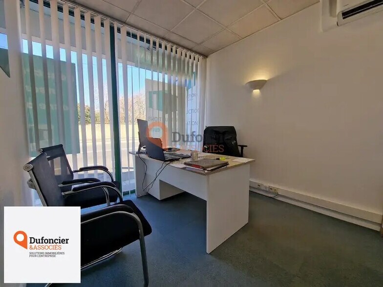 Immeuble residentiel dans Poitiers à vendre - Photo intérieure – Image 3 sur 3