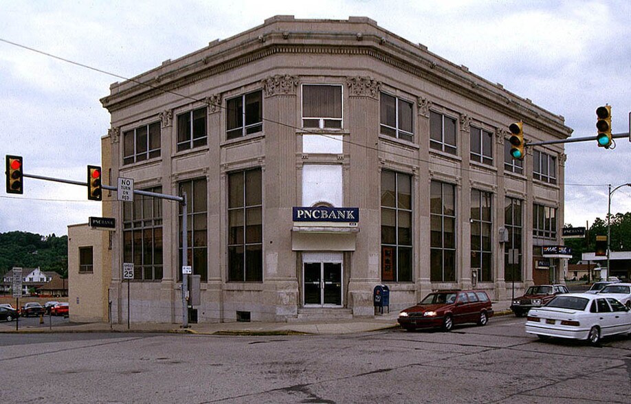 2102 Main St, Northampton, PA à louer - Photo principale – Image 1 sur 9