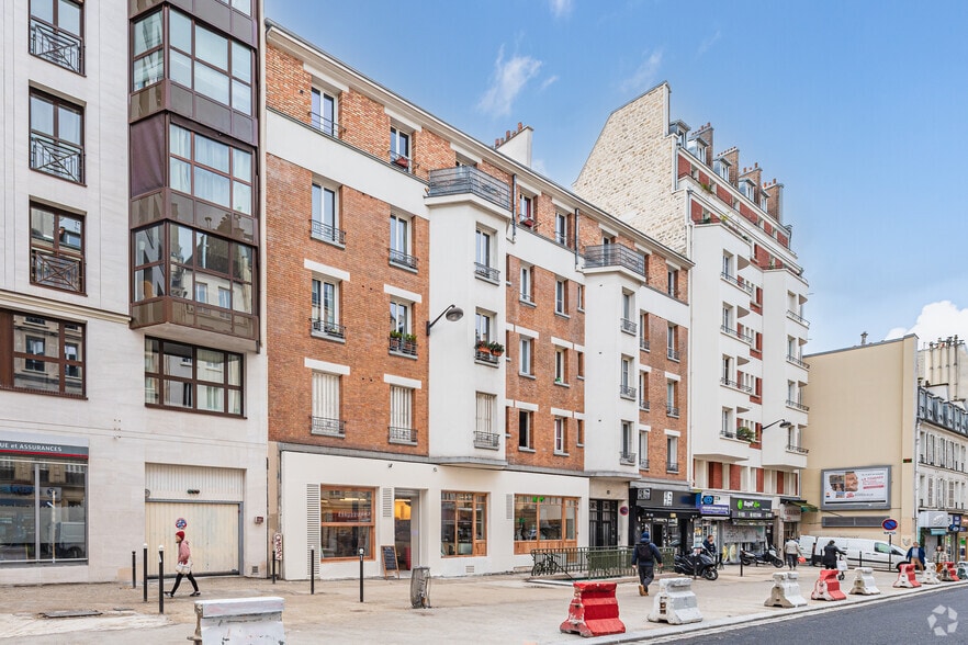54 Rue Du Faubourg Du Temple, Paris à louer - Photo de l’immeuble – Image 2 sur 2