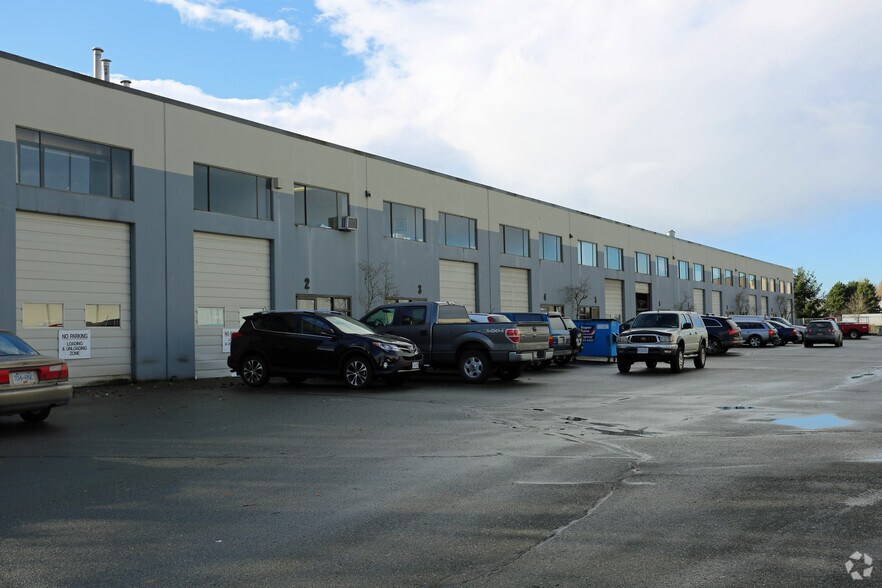 7157 Honeyman St, Delta, BC à louer - Photo de l’immeuble – Image 2 sur 6