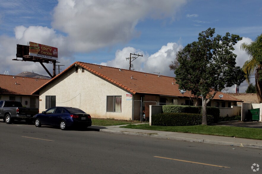 24238 Postal Ave, Moreno Valley, CA à vendre - Photo de l’immeuble – Image 2 sur 9