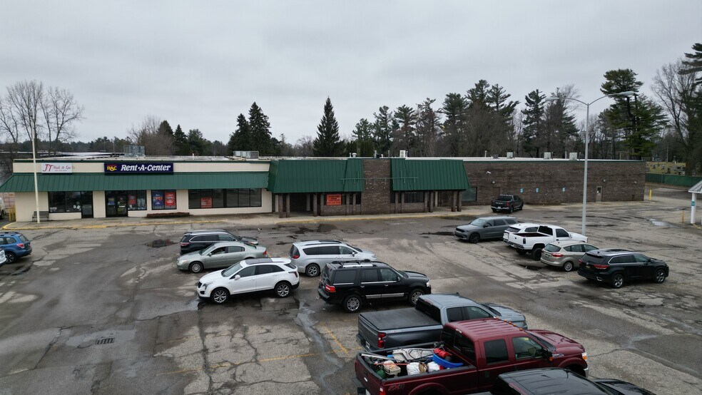 520-522 E Houghton Ave, West Branch, MI à louer - Photo de l’immeuble – Image 3 sur 25