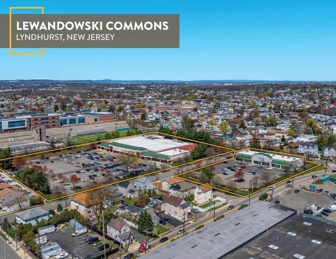 Lewandowski Commons portefeuille de 2 biens à vendre sur LoopNet.fr Photo de l’immeuble– Image 1 sur 9