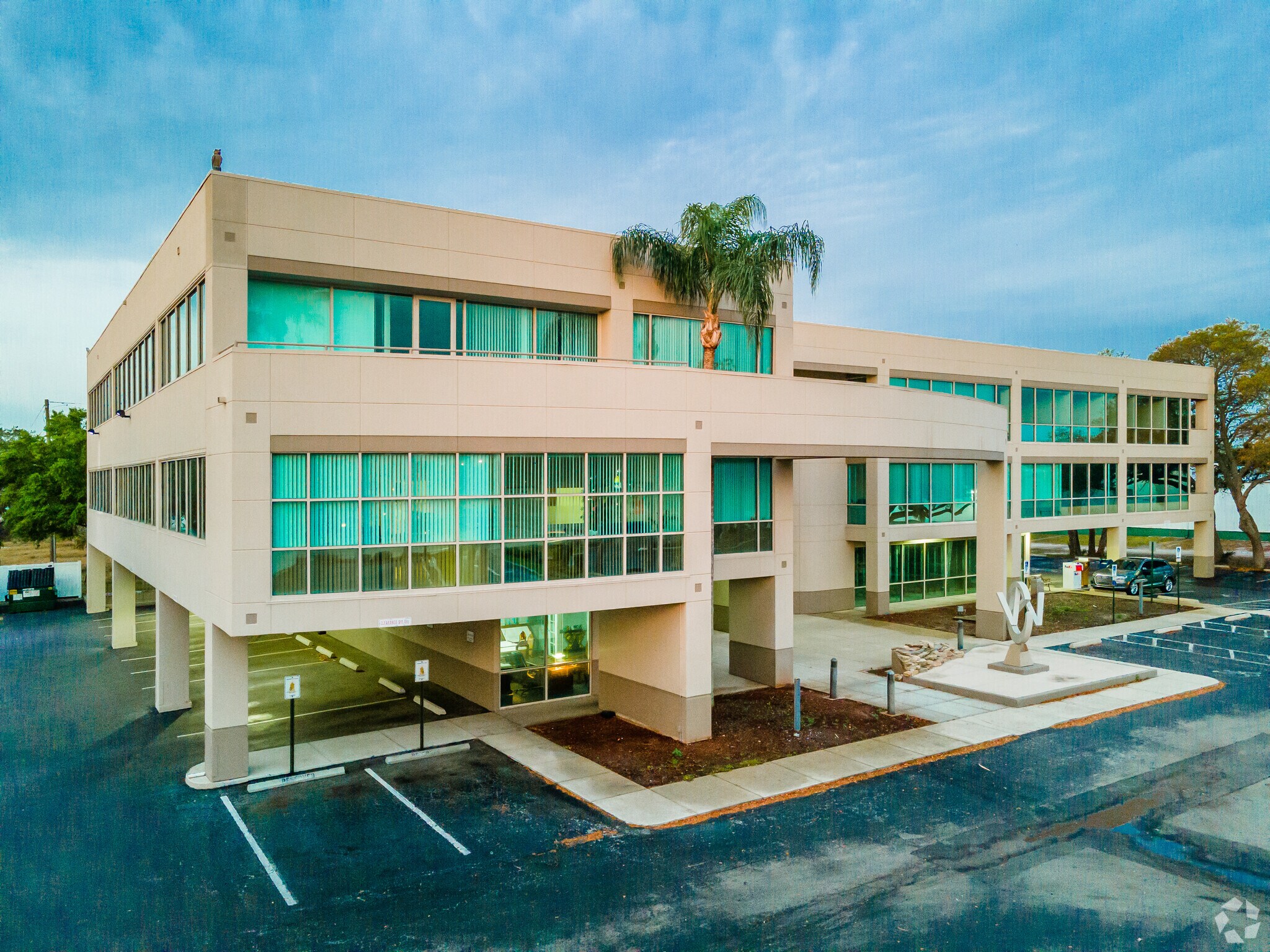 2963 Gulf To Bay Blvd, Clearwater, FL à louer Photo principale– Image 1 sur 25
