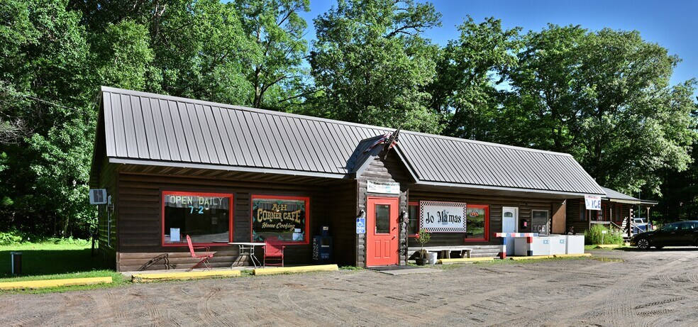 28407 County Road H, Webster, WI à vendre - Photo principale – Image 1 sur 38