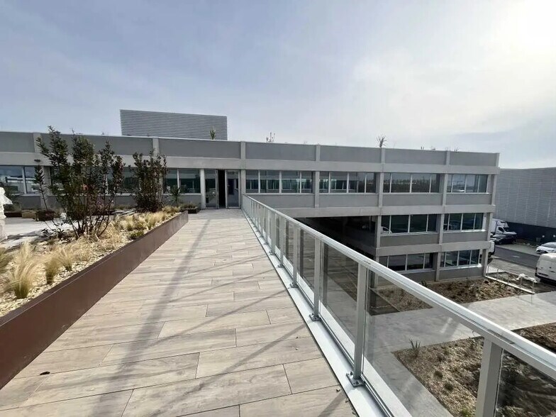 Bureau dans Rennes à louer - Photo de l’immeuble – Image 1 sur 5