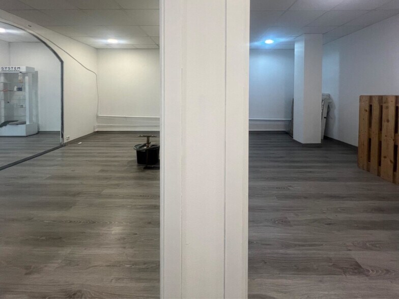 Immeuble residentiel dans Sabadell, Barcelona à vendre - Photo intérieure – Image 3 sur 4