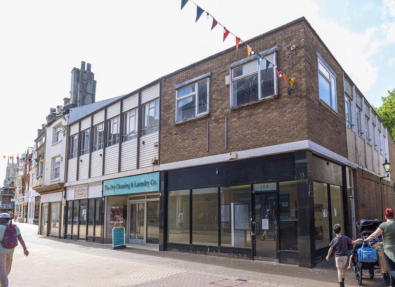 104 High St, Kings Lynn à vendre - Photo de l’immeuble – Image 1 sur 3