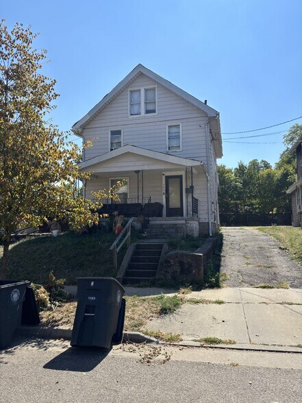 1137-1145 4th Ave, Akron, OH à vendre - Photo de l’immeuble – Image 3 sur 3