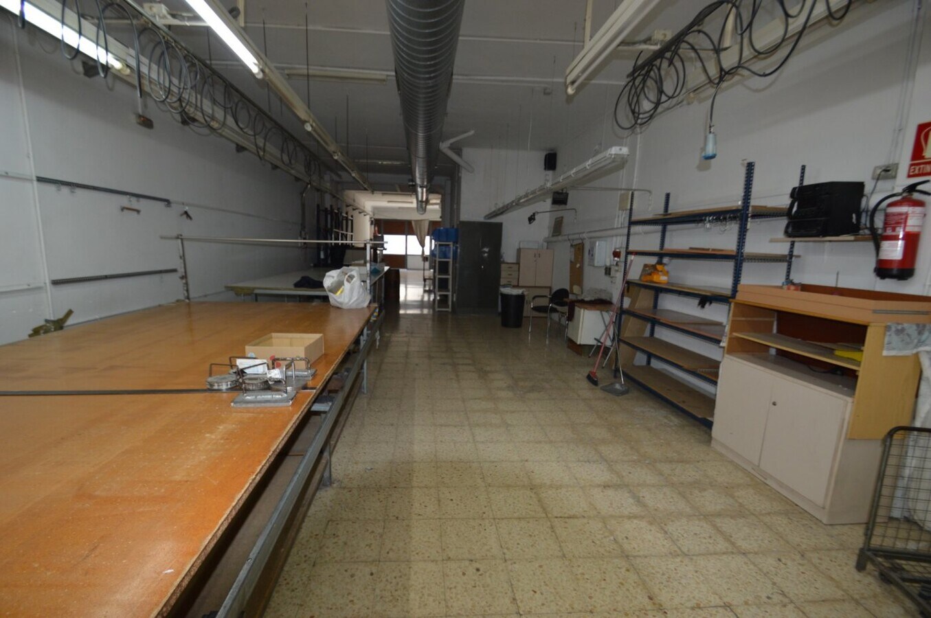 Santa Coloma de Gramenet, BAR 08922 - Lot - - - Photo intérieure - Image 2 of 6