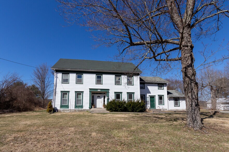 5625-5639 Route 82, Clinton Corners, NY à vendre - Photo de l’immeuble – Image 2 sur 19