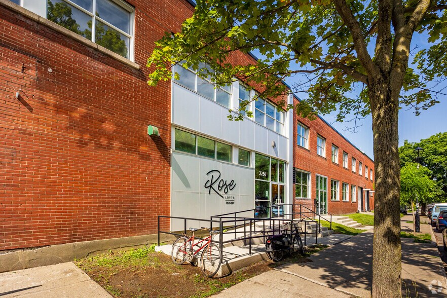 2260 Av Aird, Montréal, QC à louer - Photo de l’immeuble – Image 2 sur 23