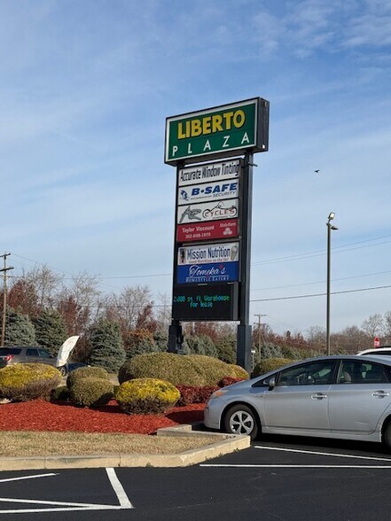 1464 E Lebanon Rd, Dover, DE à vendre - Photo de l’immeuble – Image 2 sur 5