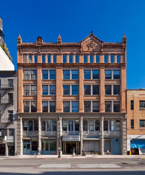411 Lafayette St, New York, NY à louer - Photo de l’immeuble – Image 1 sur 2