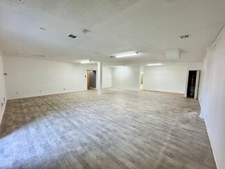 Plus de détails pour 133 E Parris Ave, High Point, NC - Local commercial à louer