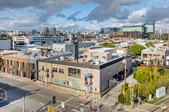 2250 S Barrington Ave, Los Angeles, CA - VUE AÉRIENNE  vue de carte - Image1